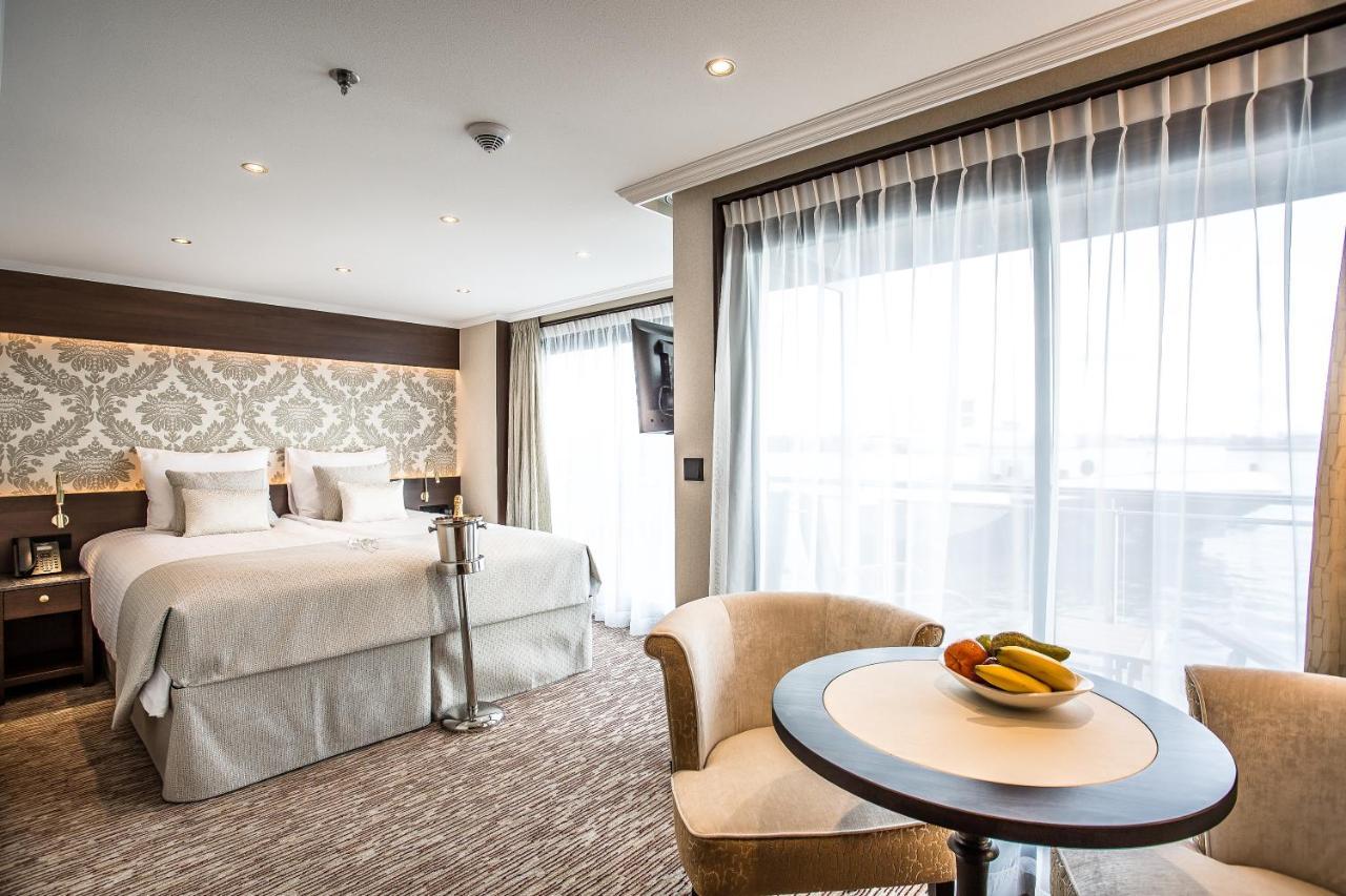 Viva Riverside Altstadt Duesseldorf Εξωτερικό φωτογραφία